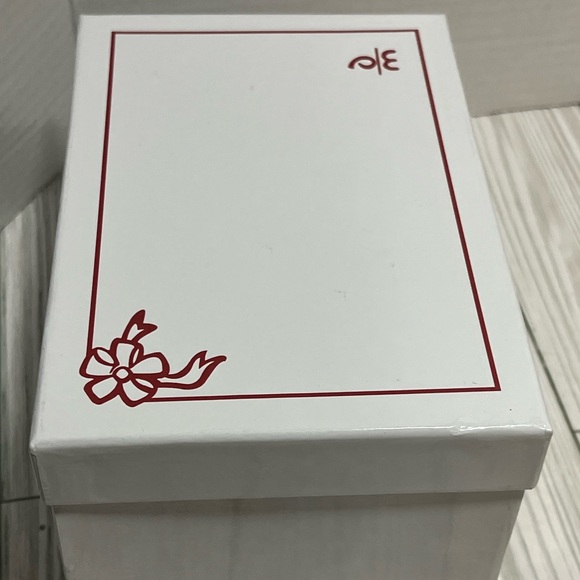 JIM SHORE 2013 "Beary Merry" Christmas Collection Ornament by Danbury Mint - Picture 3 of 3